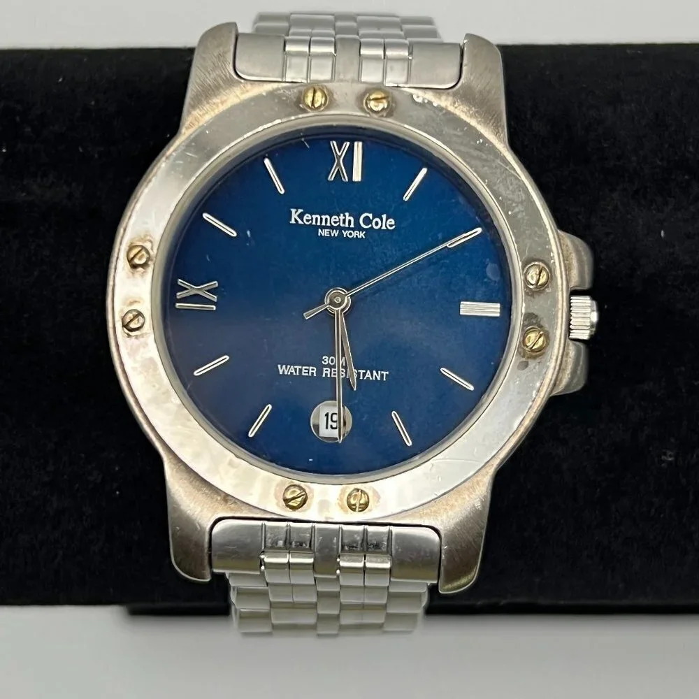 Kenneth Cole Men’s Watch Round Silver and Blue Working